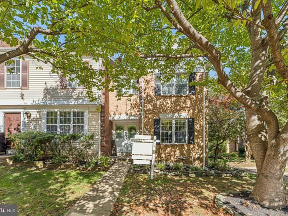 2nd image of 5715 Lawsons Hill Ct