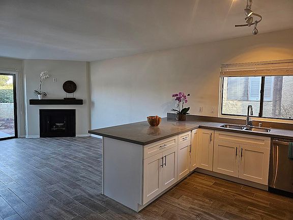 3rd image of 4241 Freedom Dr APT 401