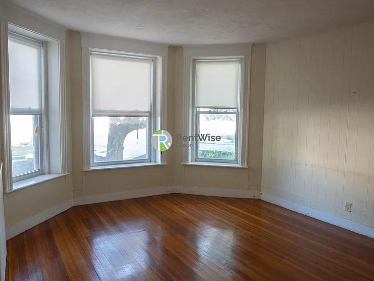 1114-1118 Commonwealth Ave — Photo 15