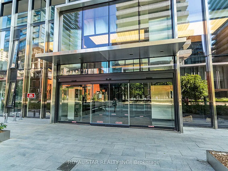 55 Charles St E #2706 — Photo 3