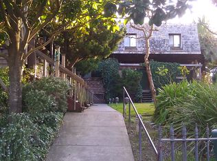 9 Laurel Pl, San Rafael, CA 94901