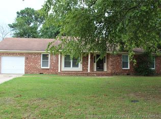 5850 Pettigrew Dr, Fayetteville, NC 28314