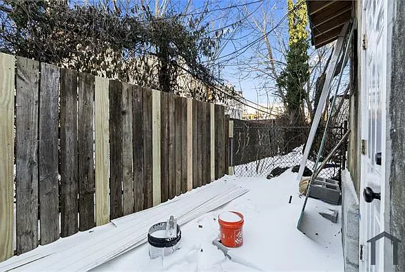 5411 Delancey St — Photo 25