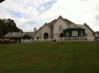 720 Sharp Rd, Sevierville, TN 37876