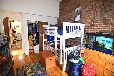 Rented by Manhattan Spaces