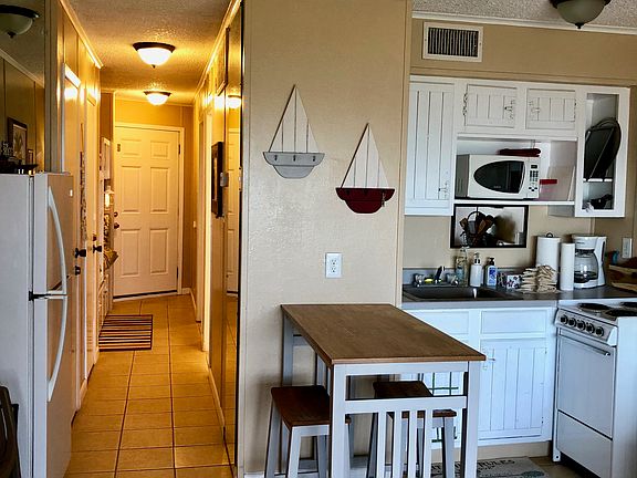 Dining and hallway