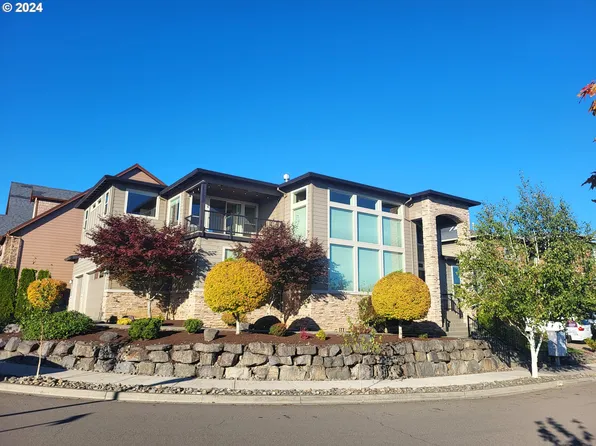 799 W Chestnut St, Washougal, WA 98671
