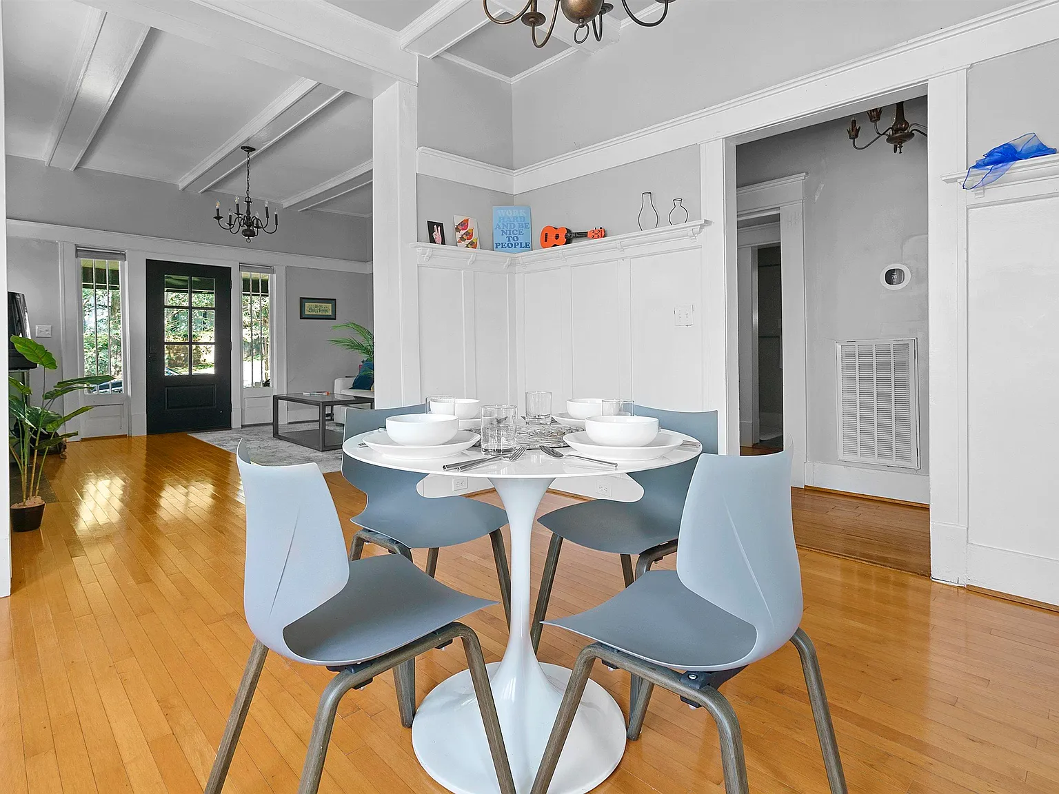 3 bed, 2.0 bath, $2,450 — Photo 3