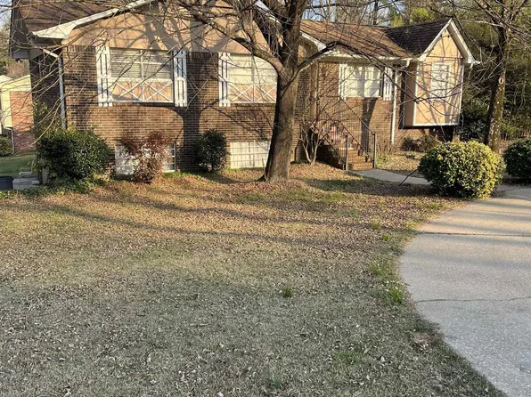 1641 Glenridge Dr, Bessemer, AL 35022
