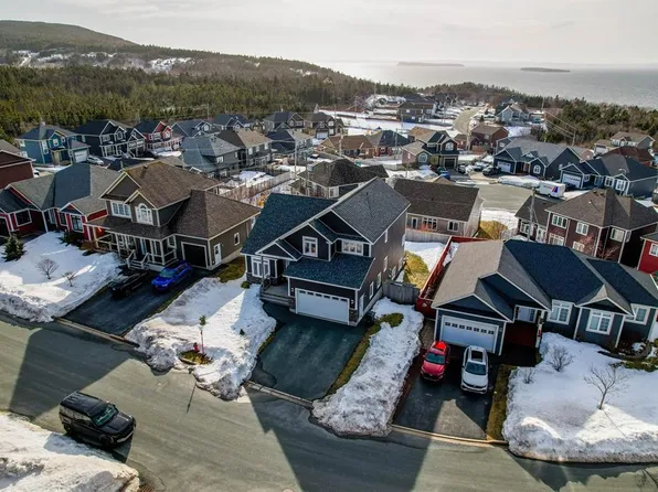 44 Atlantica Drive, Paradise, NL A1L0S6