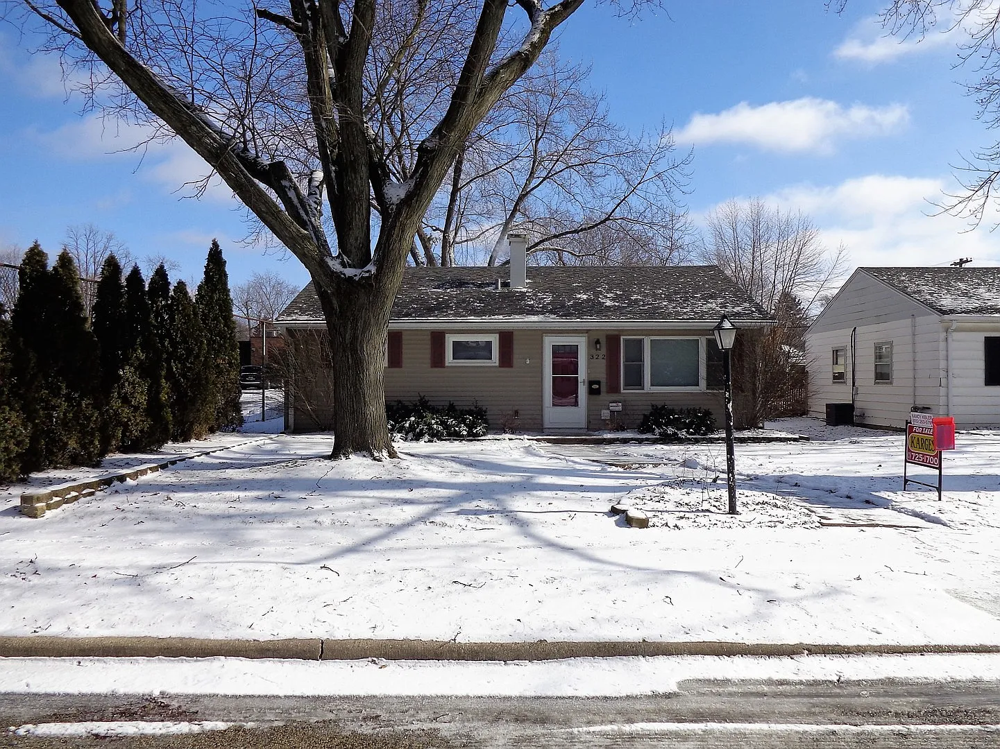 322 Oneill St photo 1