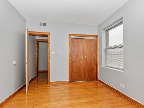 5th image of 6407-09 S Kedzie Ave #2W