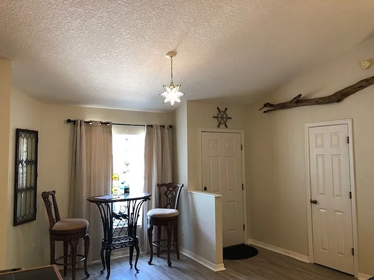 84 Aloha Cir — Photo 10