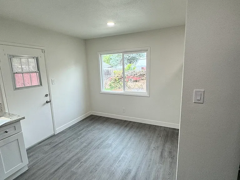 24227 Webster Ave #24227 — Photo 4