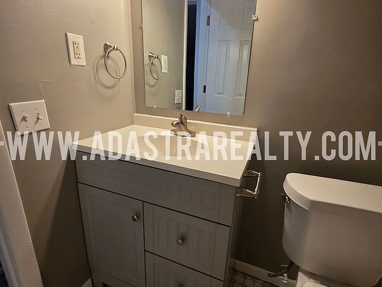 208 Brookside Dr — Photo 15