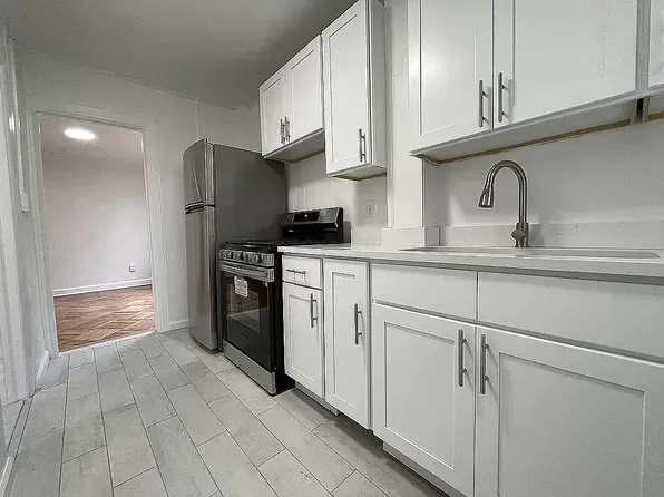 30 Lamont Ct #3, Brooklyn, NY 11225