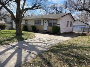 3367 S Downtain Dr, Wichita, KS 67217