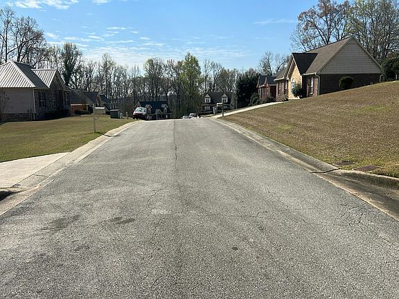 5th image of 1223 Cinder Cir