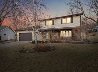 7806 Cobblestone Cir, Middleton, WI 53562