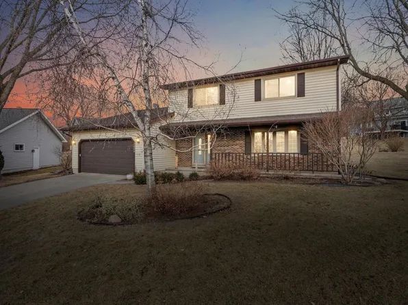 7806 Cobblestone Circle, Middleton, WI 53562