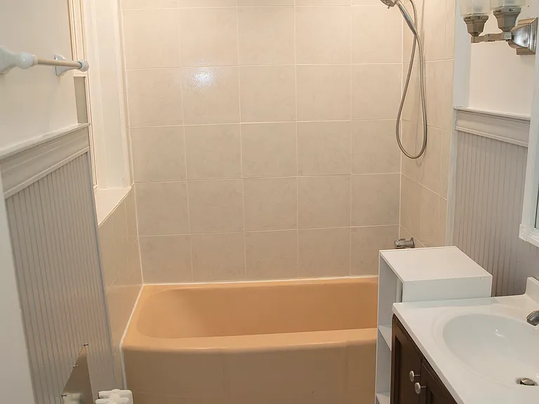 1406 W Jonquil Ter #1 — Photo 7
