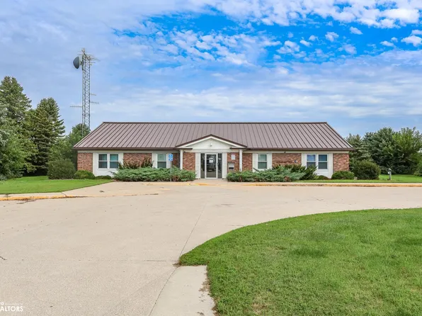 2099 Highway 3, Clarion, IA 50525