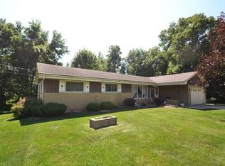 155 Beatrice Dr, Hartford, WI 53027