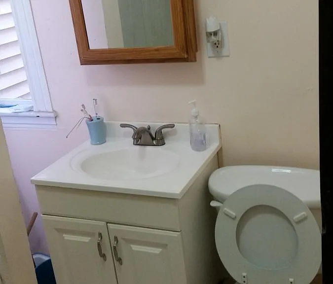 Main Bathroom