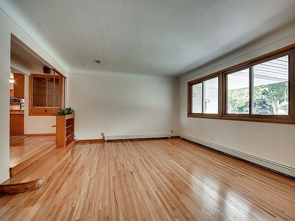 5th image of 4146 Reservoir Blvd NE
