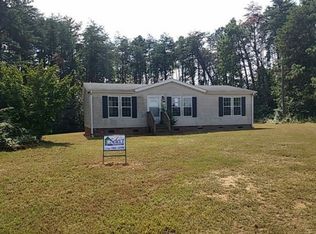 134 Oak Cir, Mount Airy, NC 27030