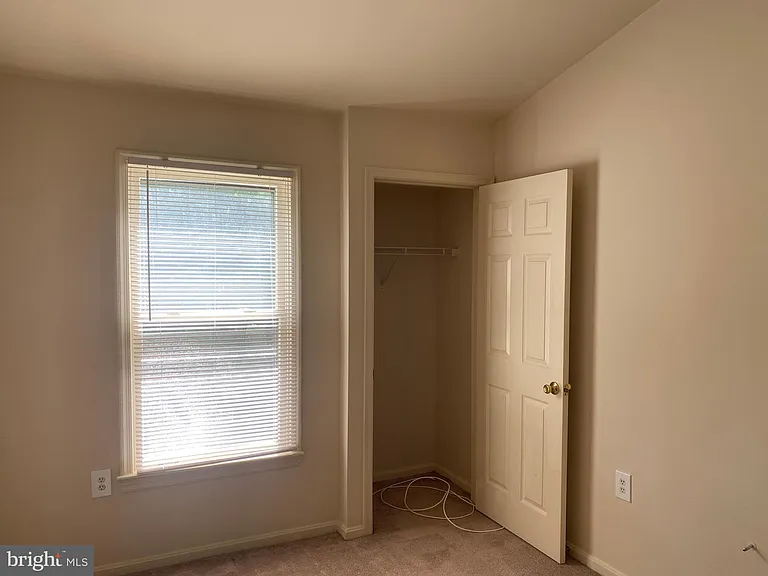5623 Gresham Ln — Photo 30