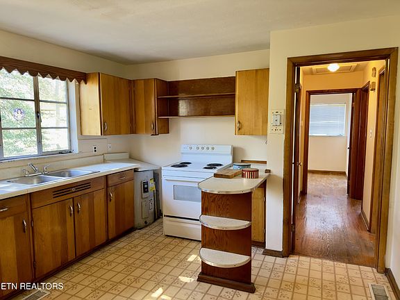 2nd image of 338 Taliwa Dr