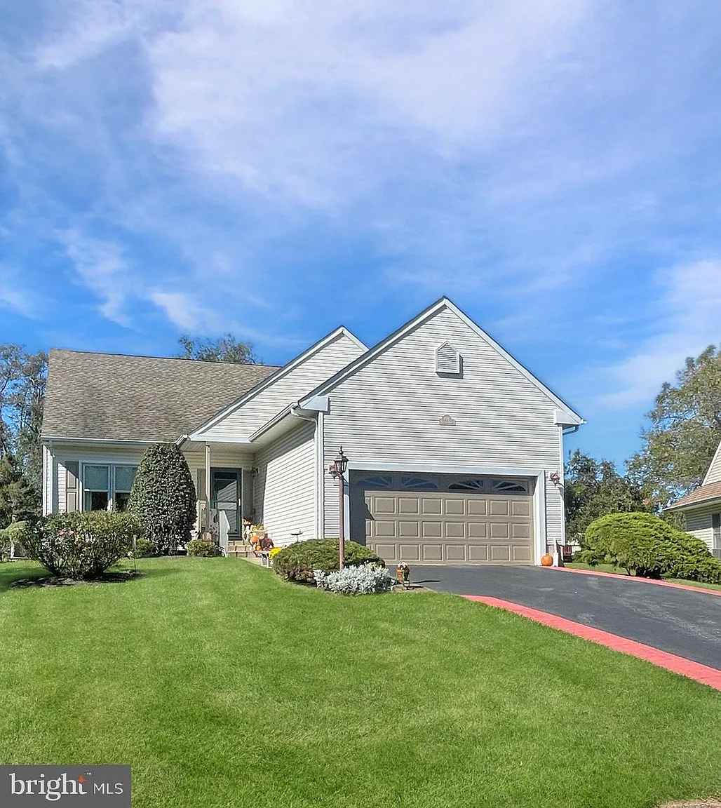 429 Haystack Dr photo 1