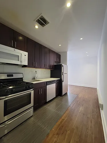 222 Street Nicholas Ave #2C Photo 1