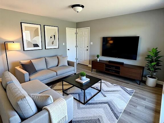 4th image of 412 Sandy Ridge Road