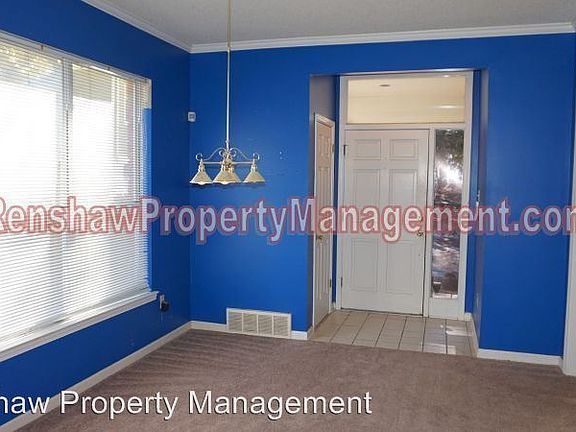 2nd image of 746 Walnut Woods Cv N