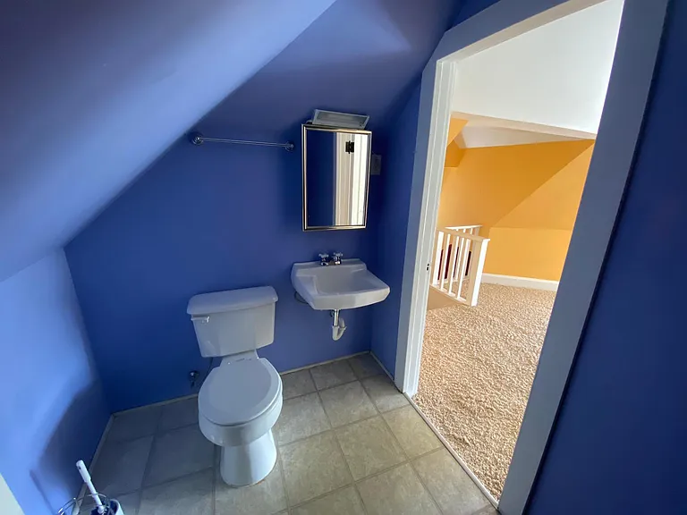 2580 Glenmawr Ave — Photo 19