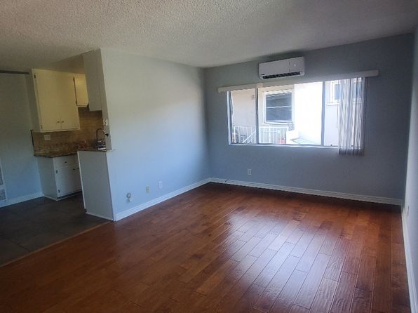 2244 Addison Way #4
