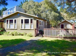 710 19th St, Pacific Grove, CA 93950