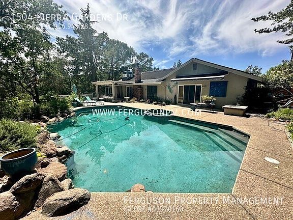 3rd image of 1504 Sierra Gardens Dr