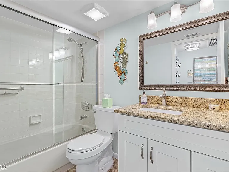 4205 SE 19th Ave #202 — Photo 13