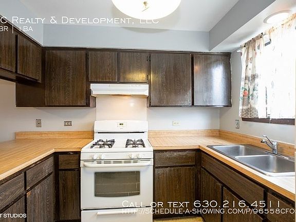 3rd image of 443 E 192nd St APT 2E