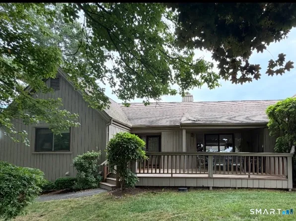 448 Hammerstone Lane #B, Stratford, CT 06614