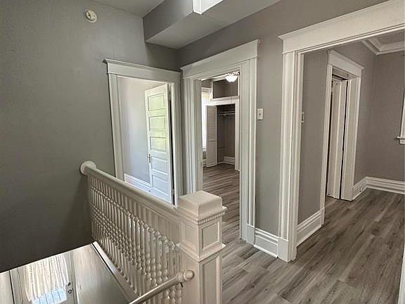 2nd image of 4116 Russell Blvd