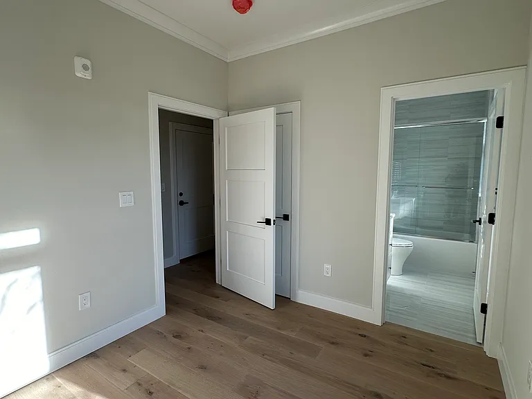 157 Everett St #305E — Photo 9