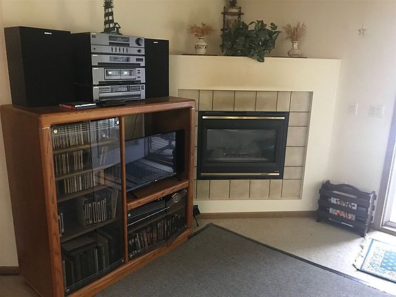 2nd image of 130 Shannon Dr Unit 6