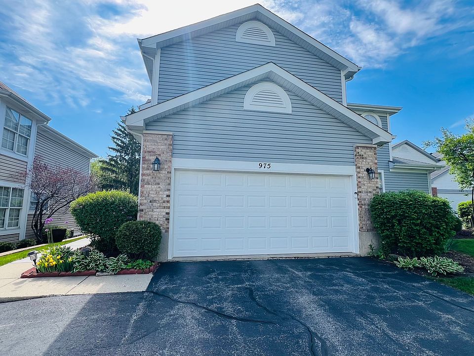 1st image of 975 Sweetflower Dr
