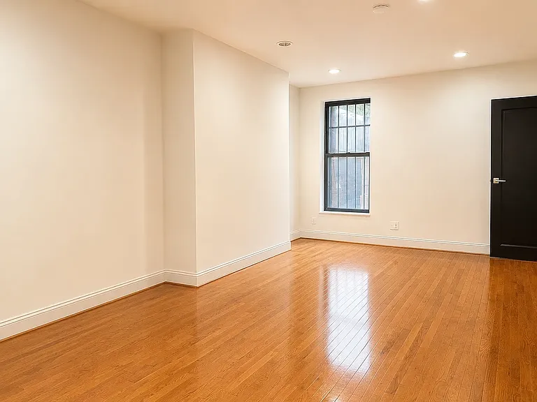 274 Clinton Ave #1 — Photo 2