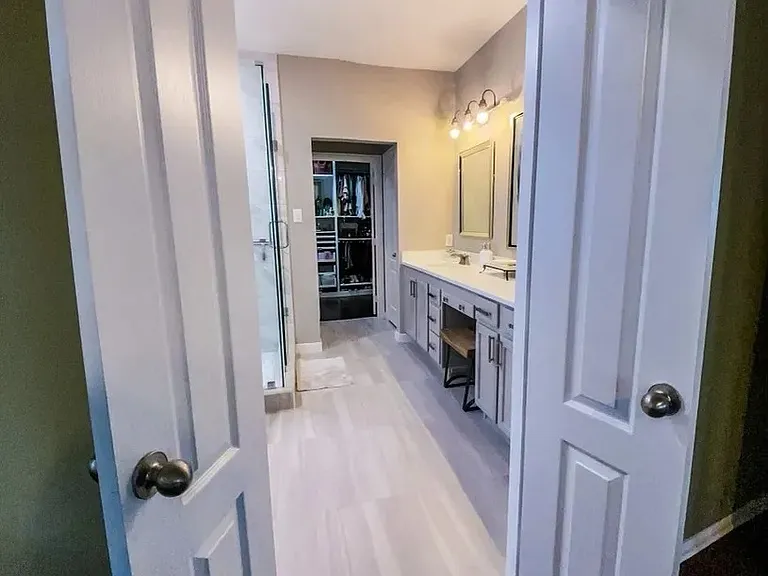 1391 Riverside Oaks Dr — Photo 21