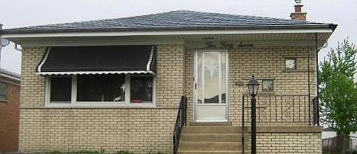 1st image of 547 Hoxie Ave